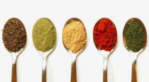 FAVORIRE LA RICRESCITA DEI CAPELLI DOPO LA CHEMIOTERAPIA